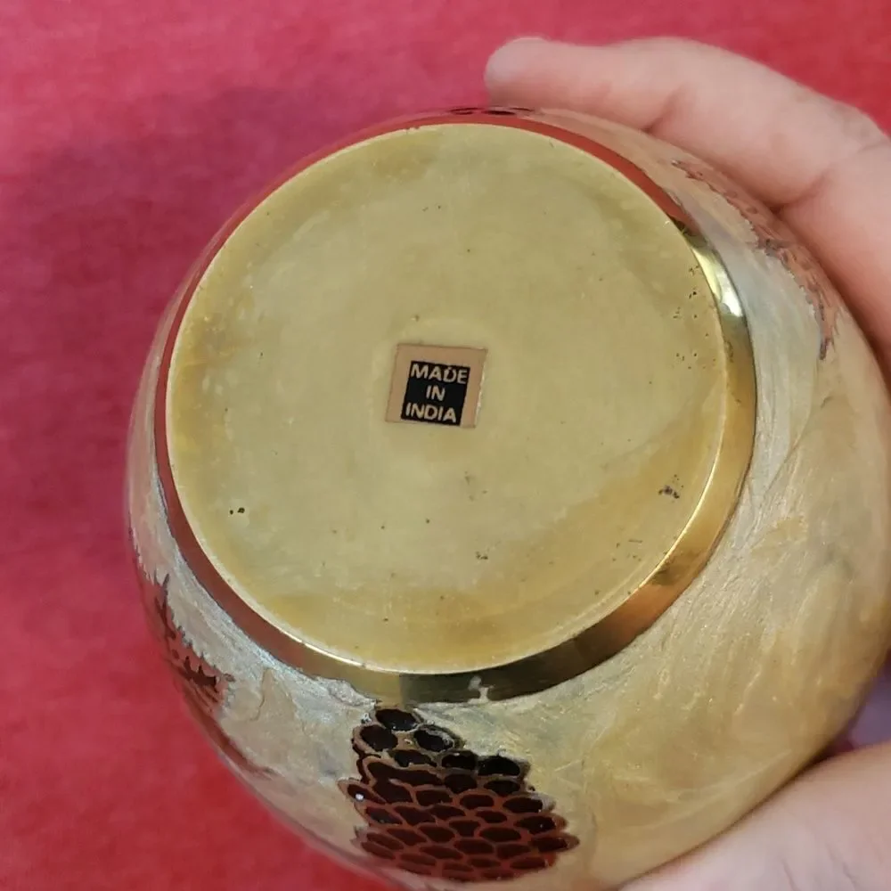 Pretty Vintage Brass Vase with Pearlescent Outer Design - Picture 7 of 12